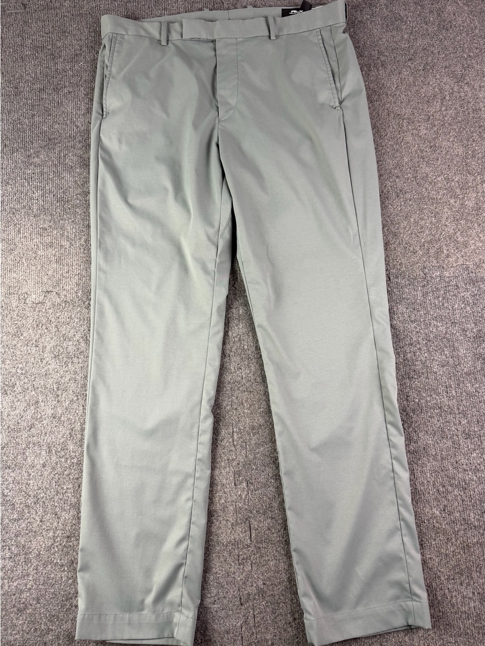 RLX Ralph Lauren Tailored Fit Mens Flat Front Golf Pants Size 35x32 Gray